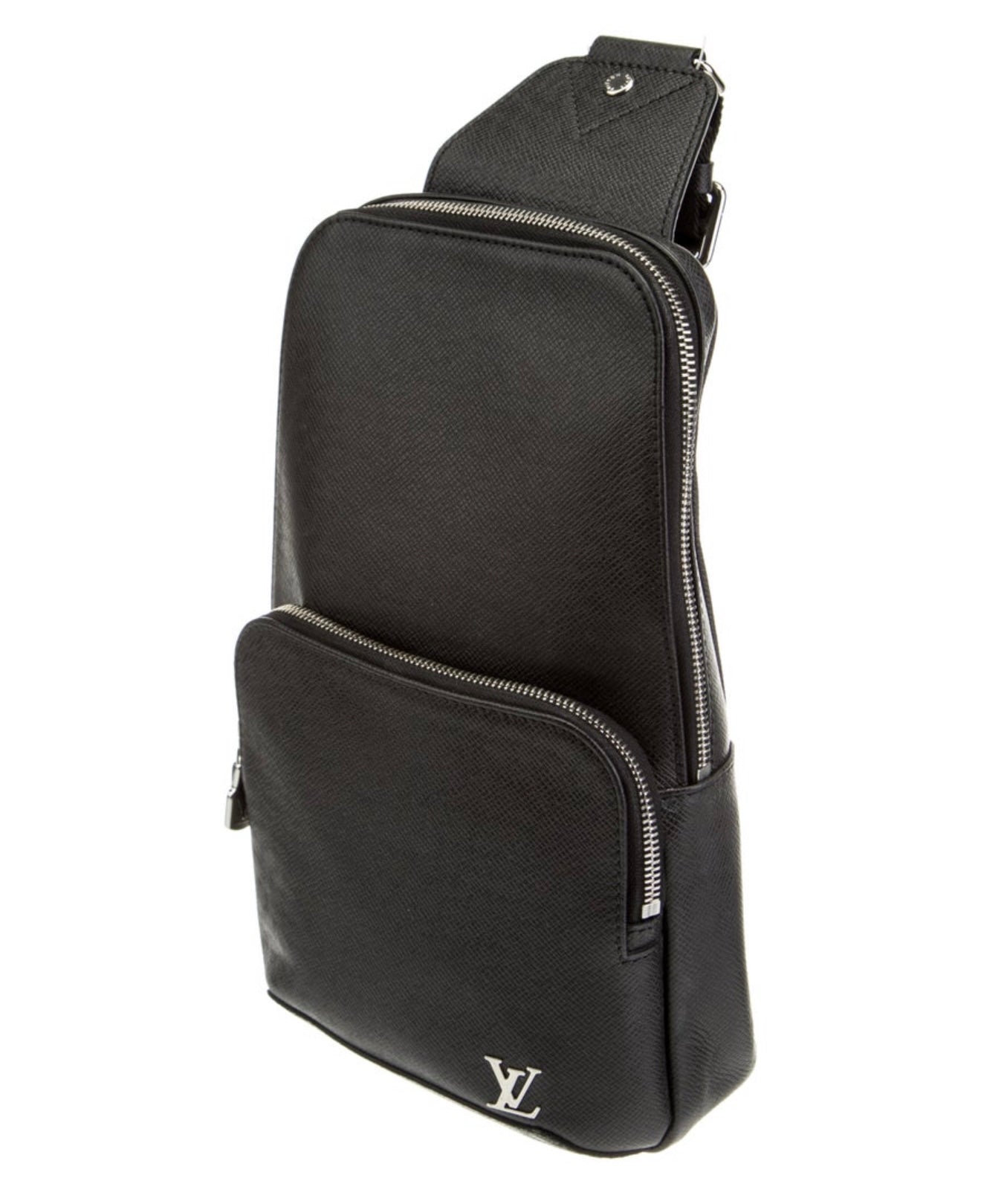Louis Vuitton Taiga Avenue Sling bag