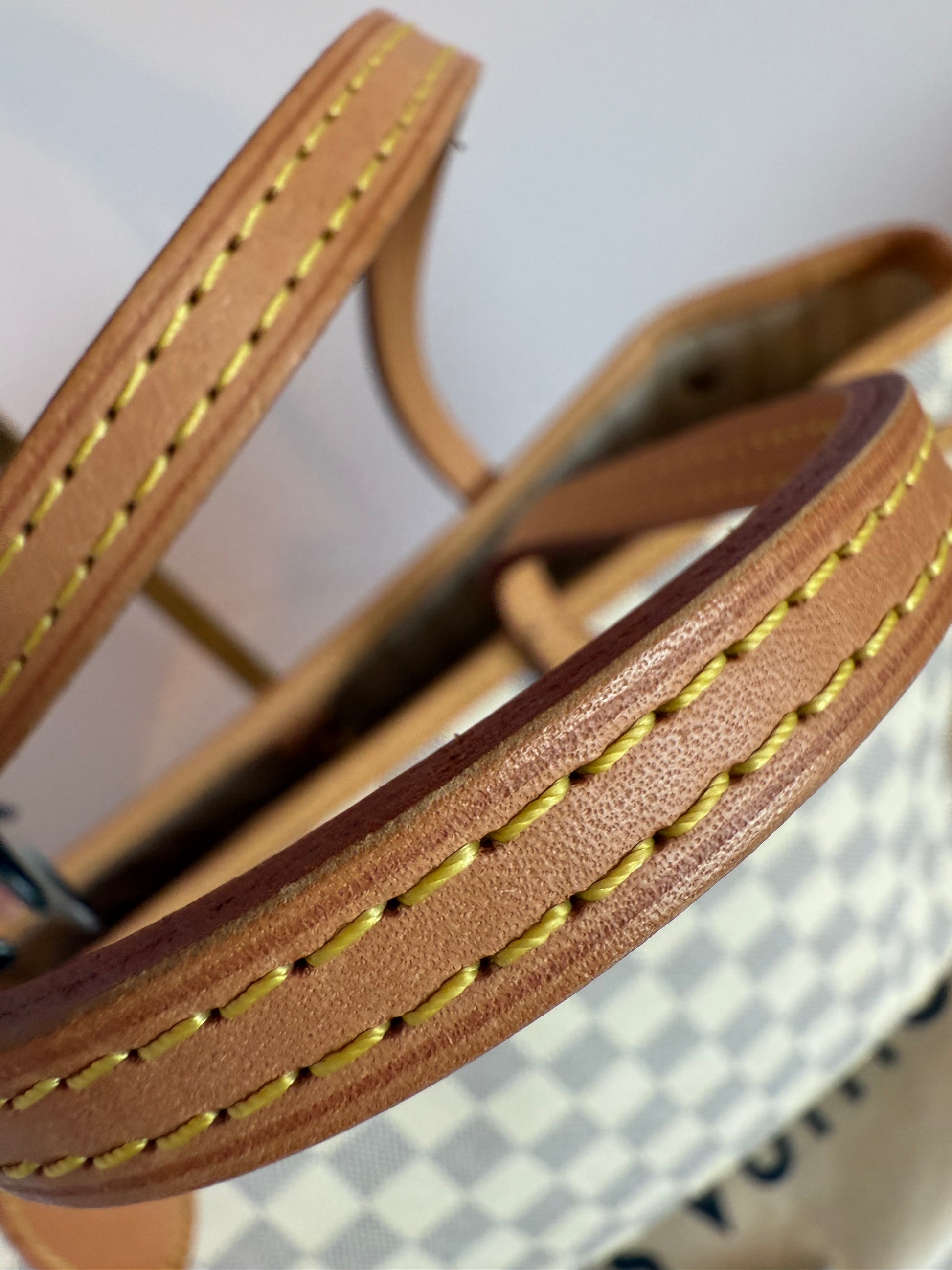 Louis Vuitton Damier Azur Neverfull PM like new