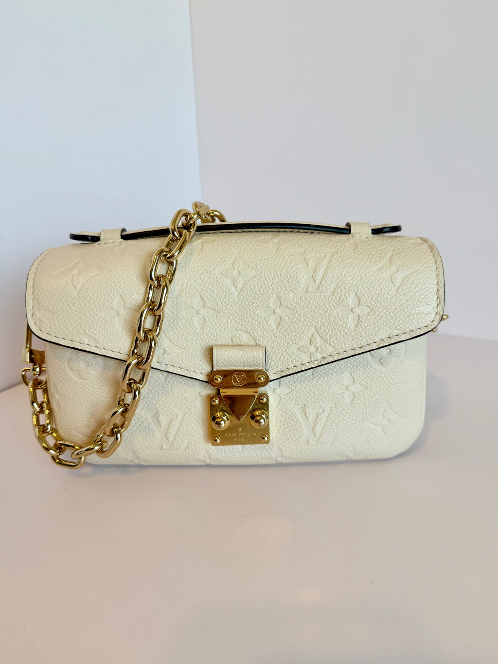LOUIS VUITTON MÉTIS east/west monogram empreinte