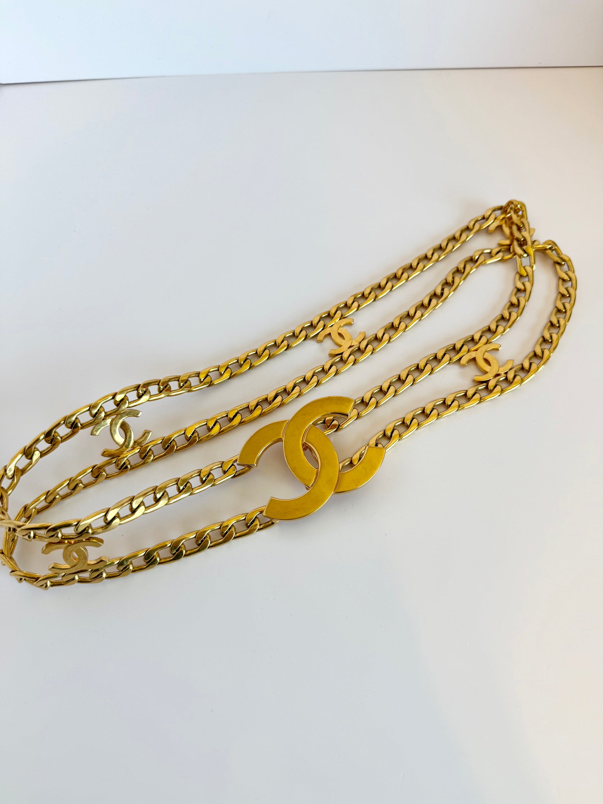 Chanel 1997 vintage rare double chain belt gold