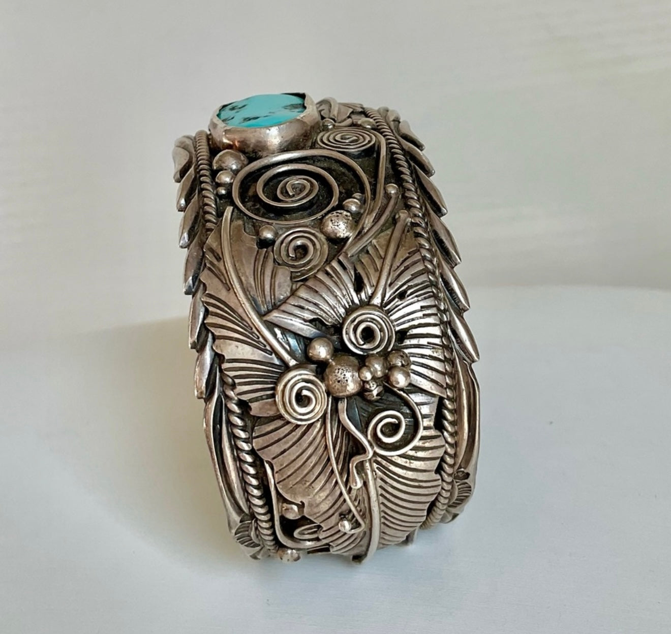 NAVAJO turquoise 1950 signed cuff