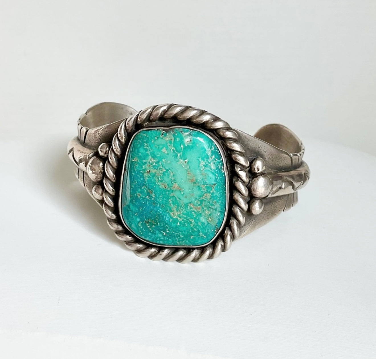 NAVAJO turquoise 1950/1960 signed cuff