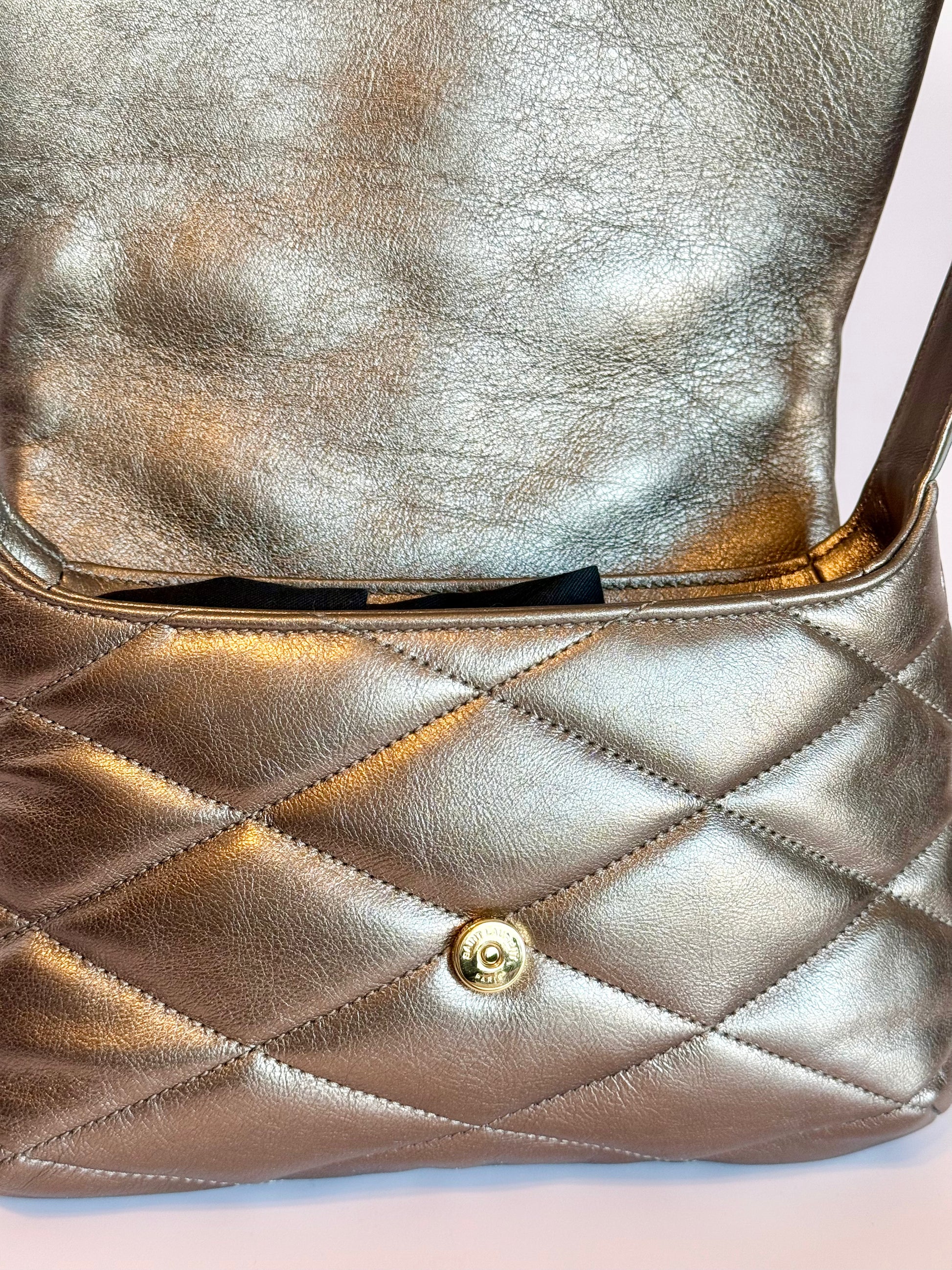 Saint Laurent Le 57 Flap YSL Shoulder Bag in Quilted Leather