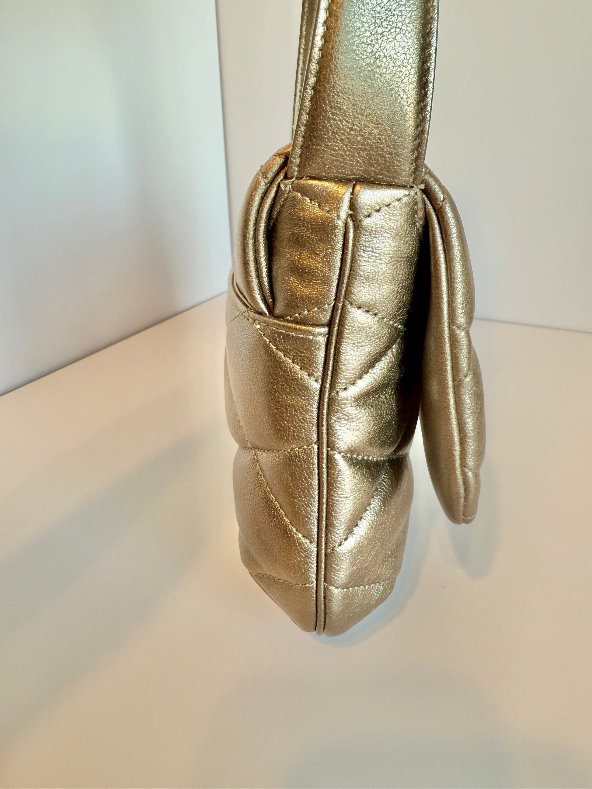 Saint Laurent Le 57 Flap YSL Shoulder Bag in Quilted Leather