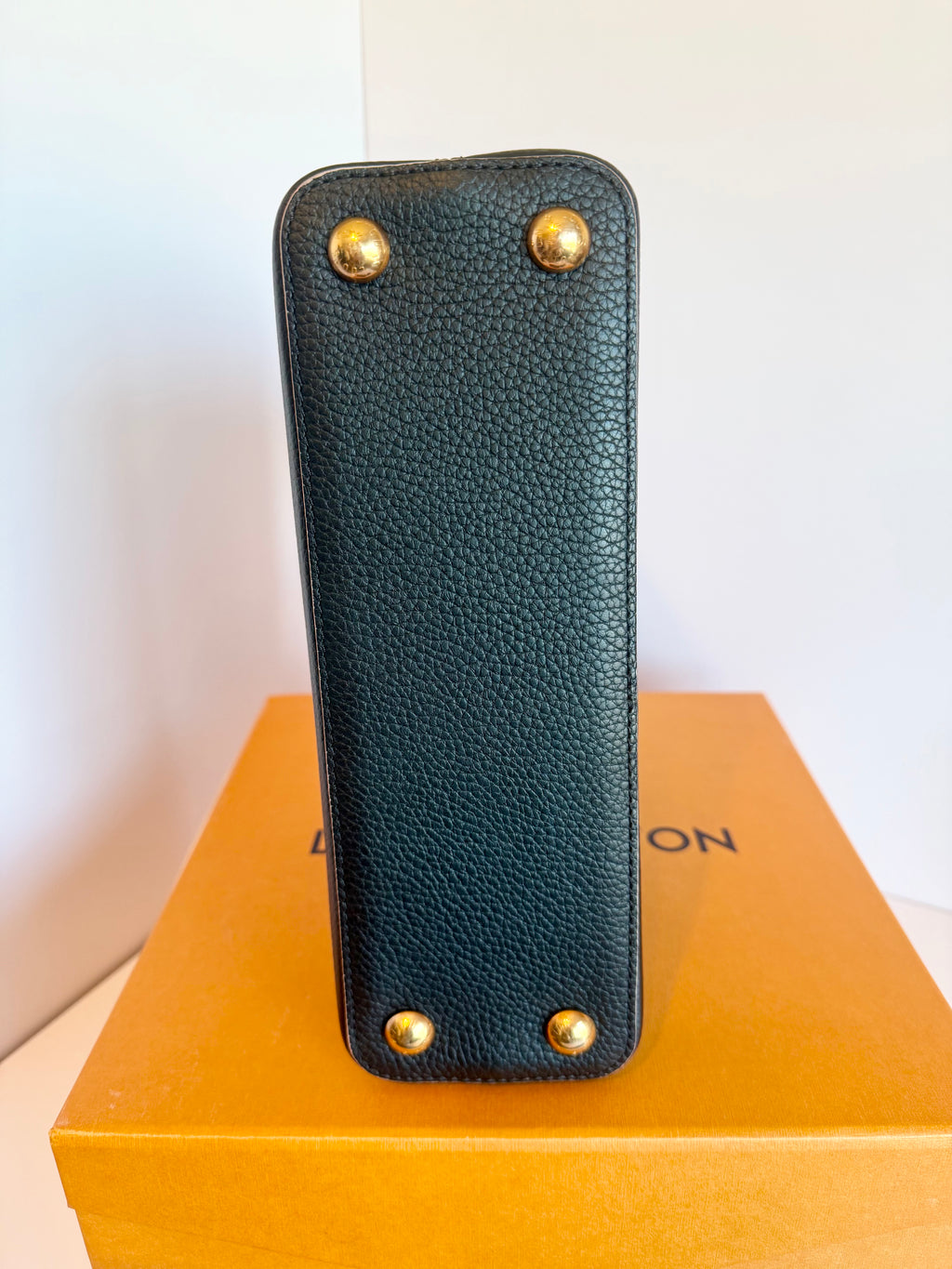 Louis Vuitton Capucines BB