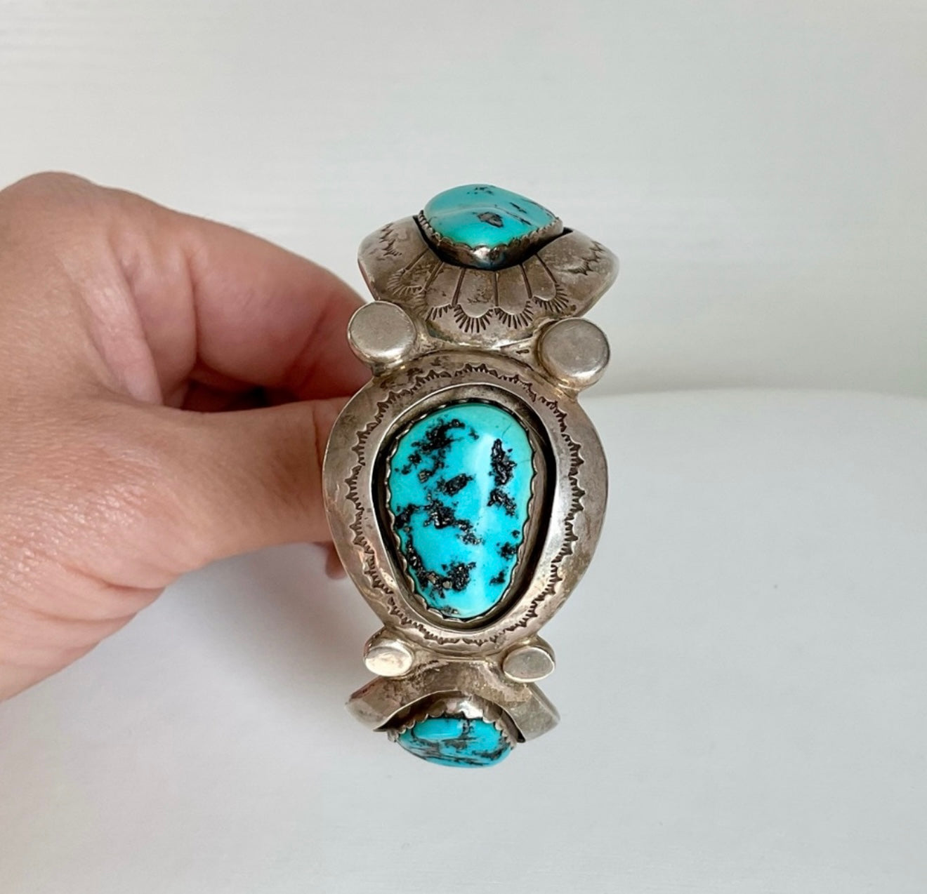 NAVAJO turquoise 1950 signed cuff