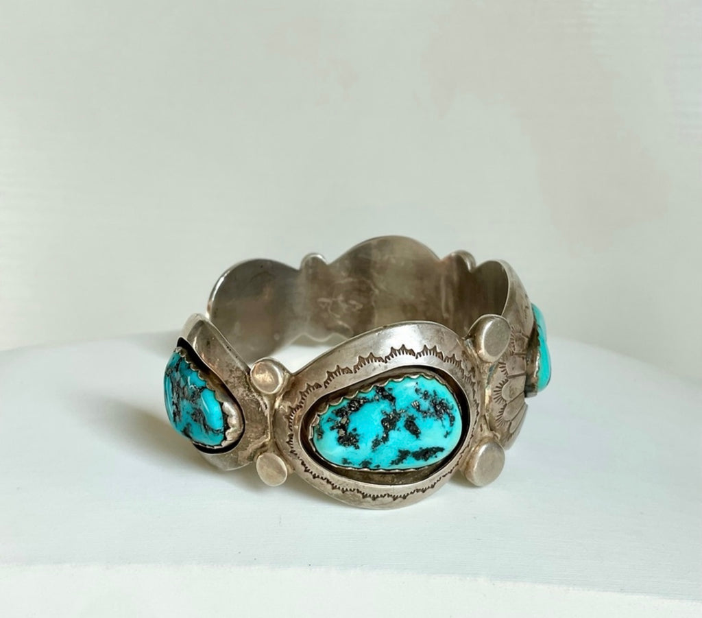 NAVAJO turquoise 1950 signed cuff