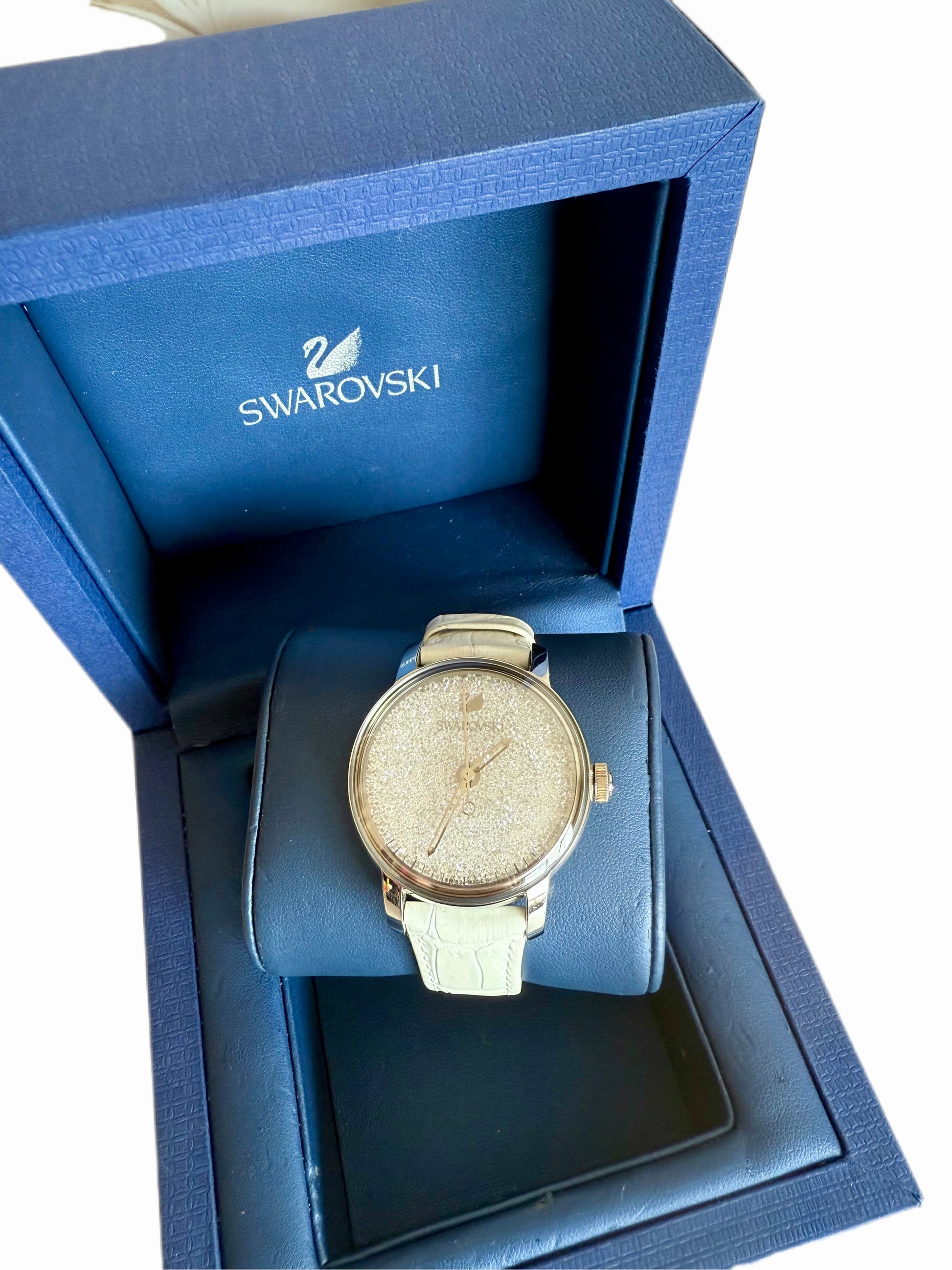 Swarovski crystalline watch with case
