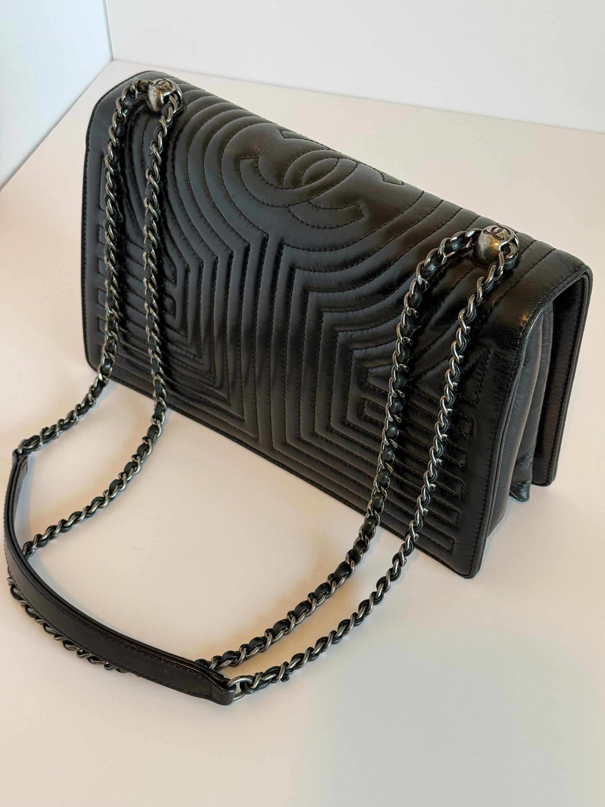 Chanel Paris-Seoul Korean Garden CC flap quilted bag