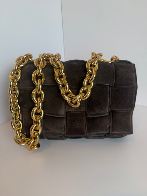 Bottega Veneta
Intrecciato Chain Padded Cassette
