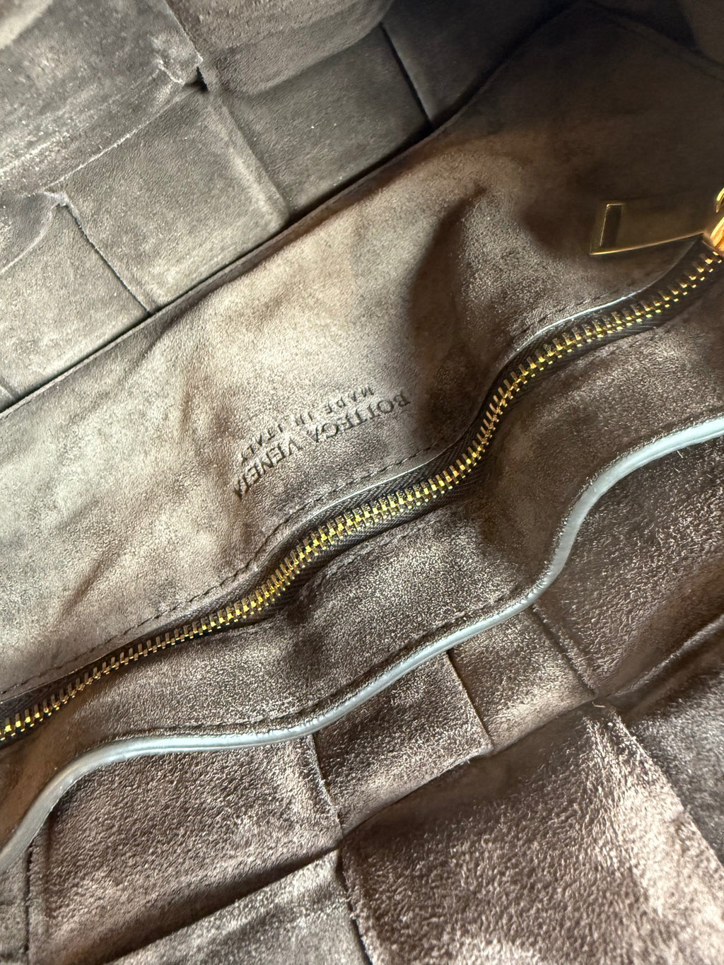 Bottega Veneta
Intrecciato Chain Padded Cassette