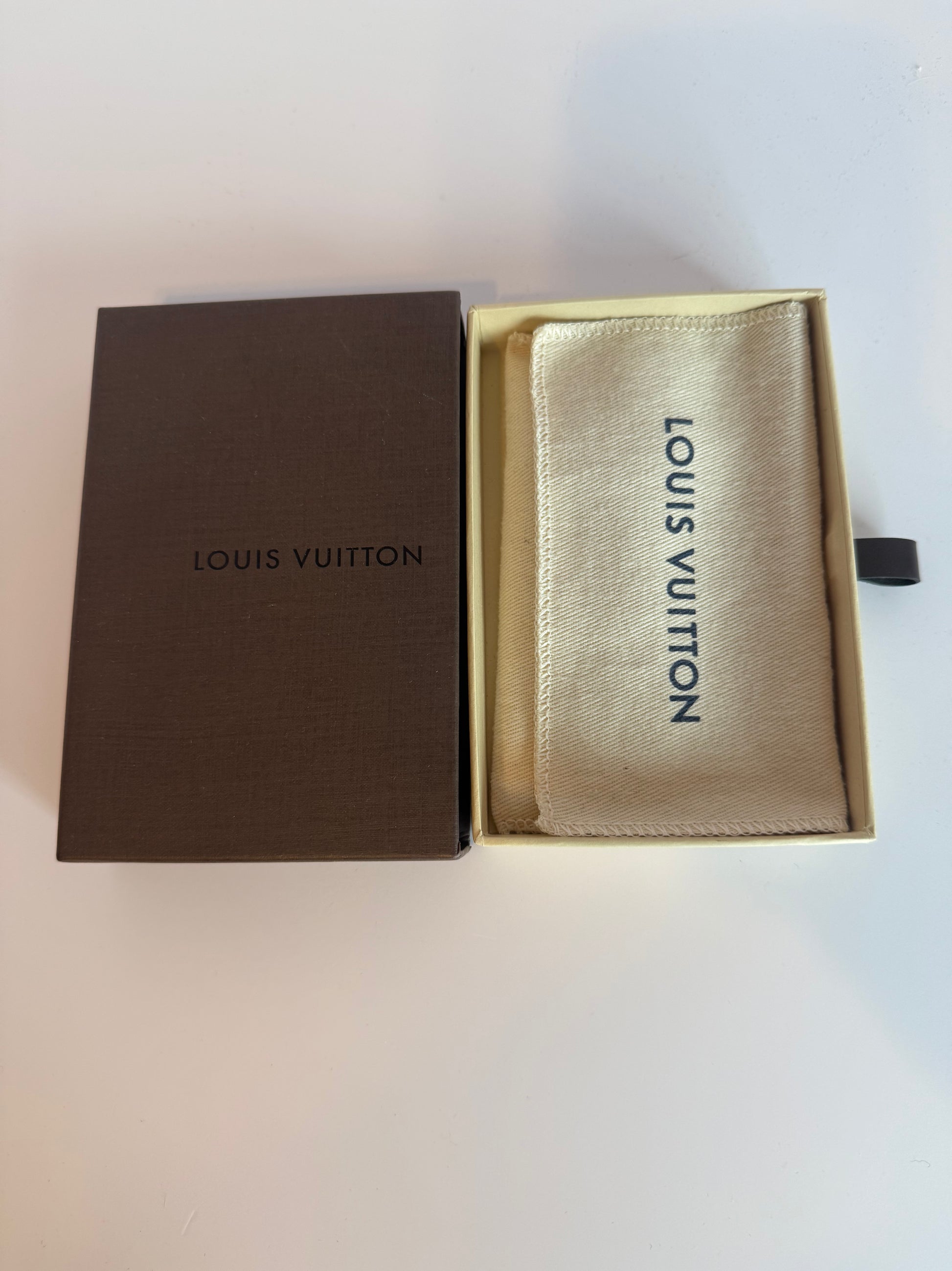 Louis Vuitton Monogram Eclipse Canvas Hockenheim Bracelet Size 19