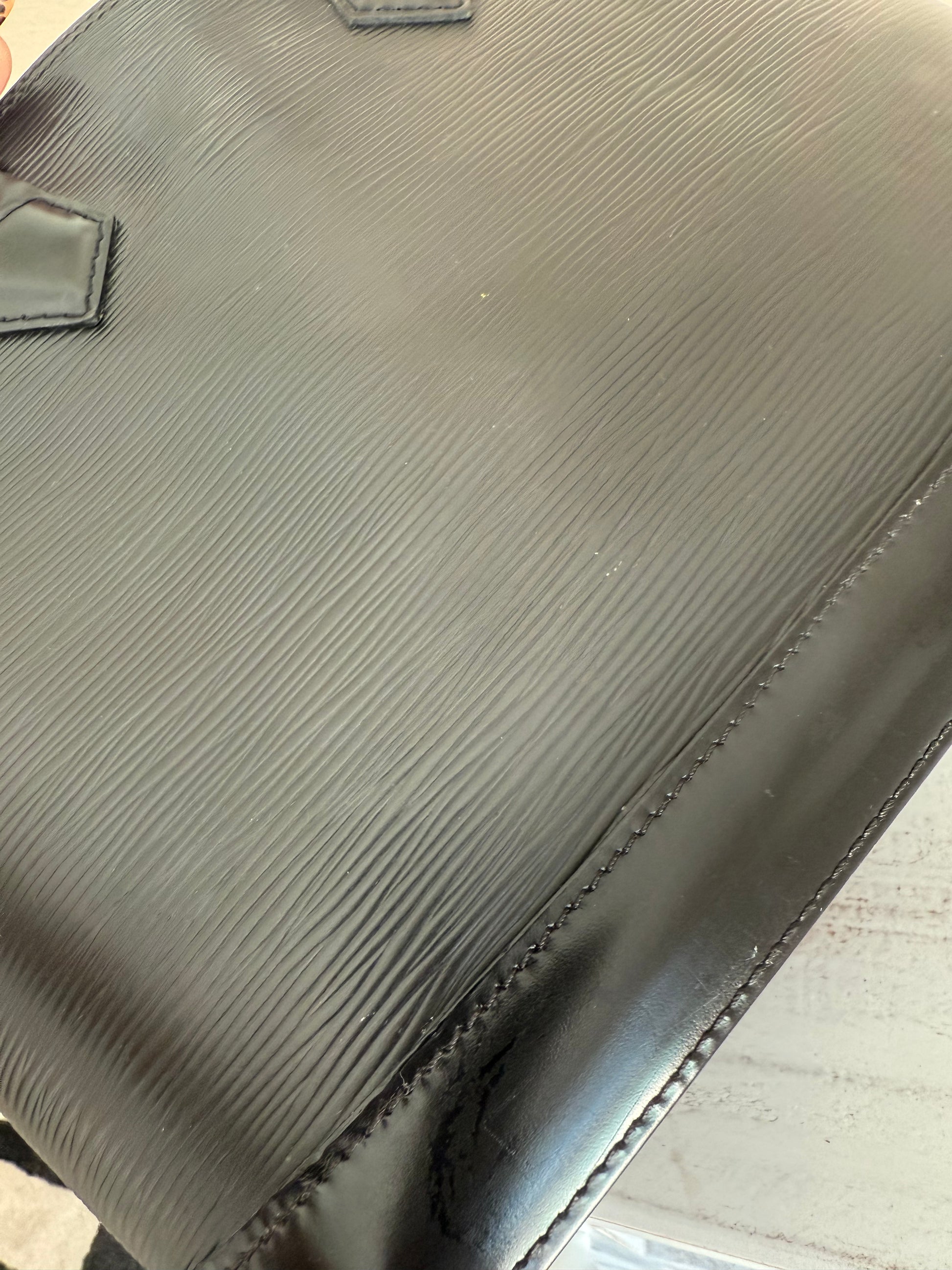 Louis Vuitton Epi Alma silver