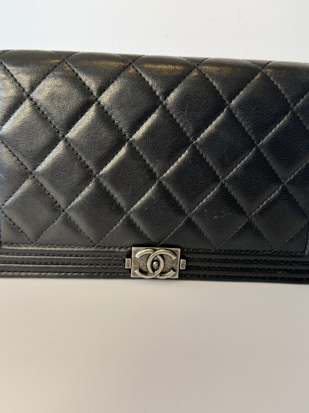 Chanel boy wallet black