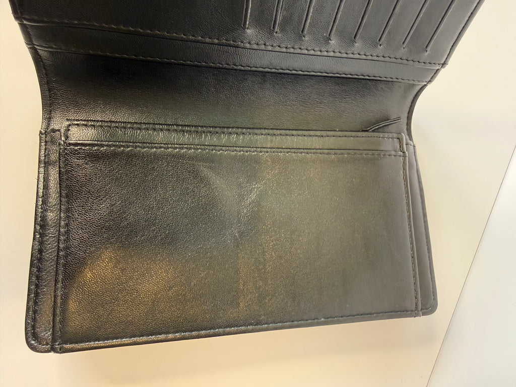 Chanel boy wallet black