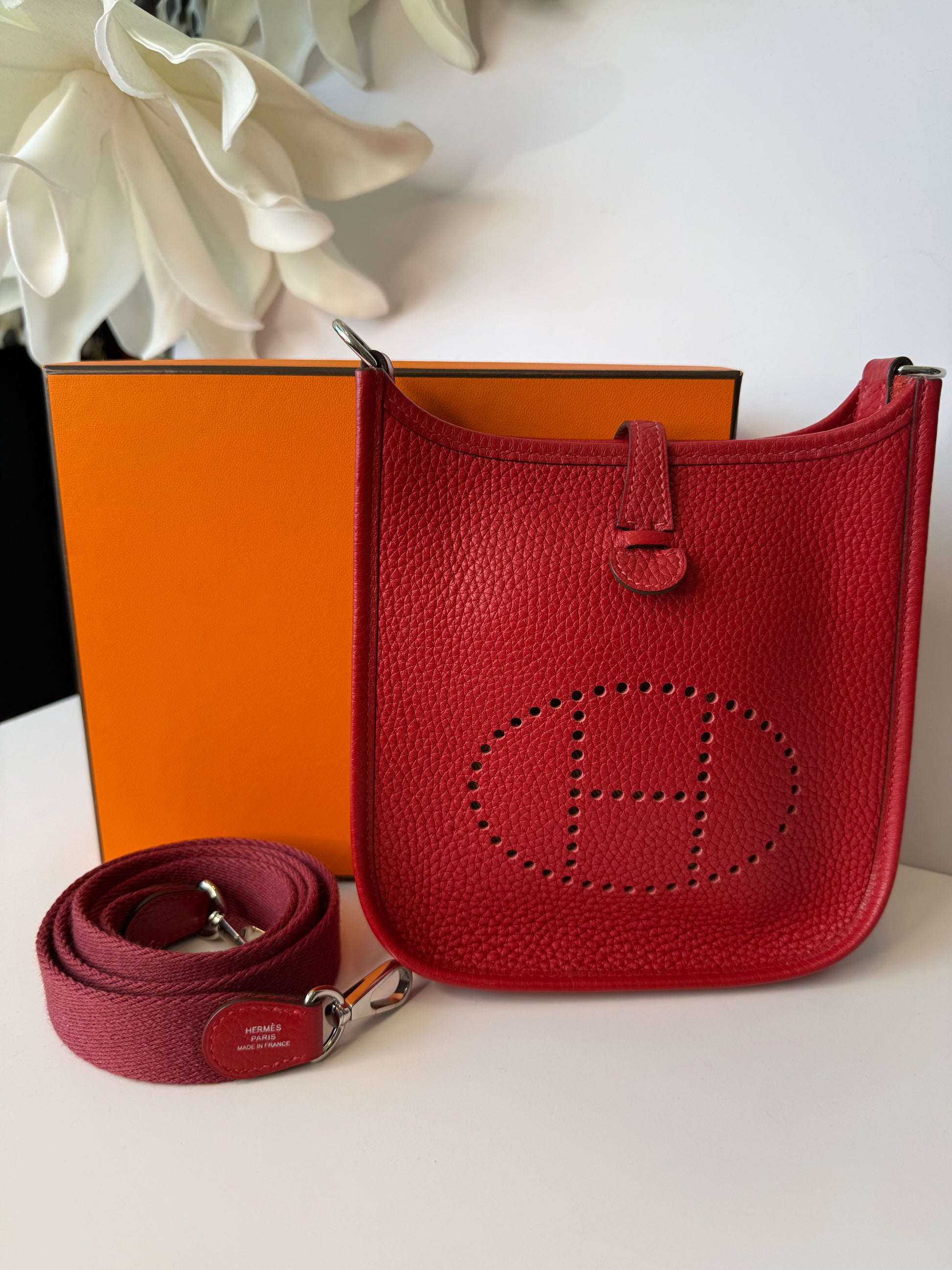 Hermès Evelyne 16 TPM (Très Petit Modèle) in red