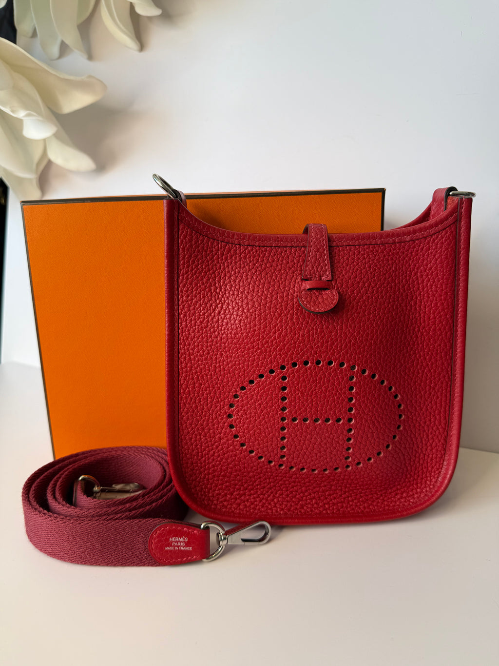 Hermès Evelyne 16 TPM (Très Petit Modèle) in red