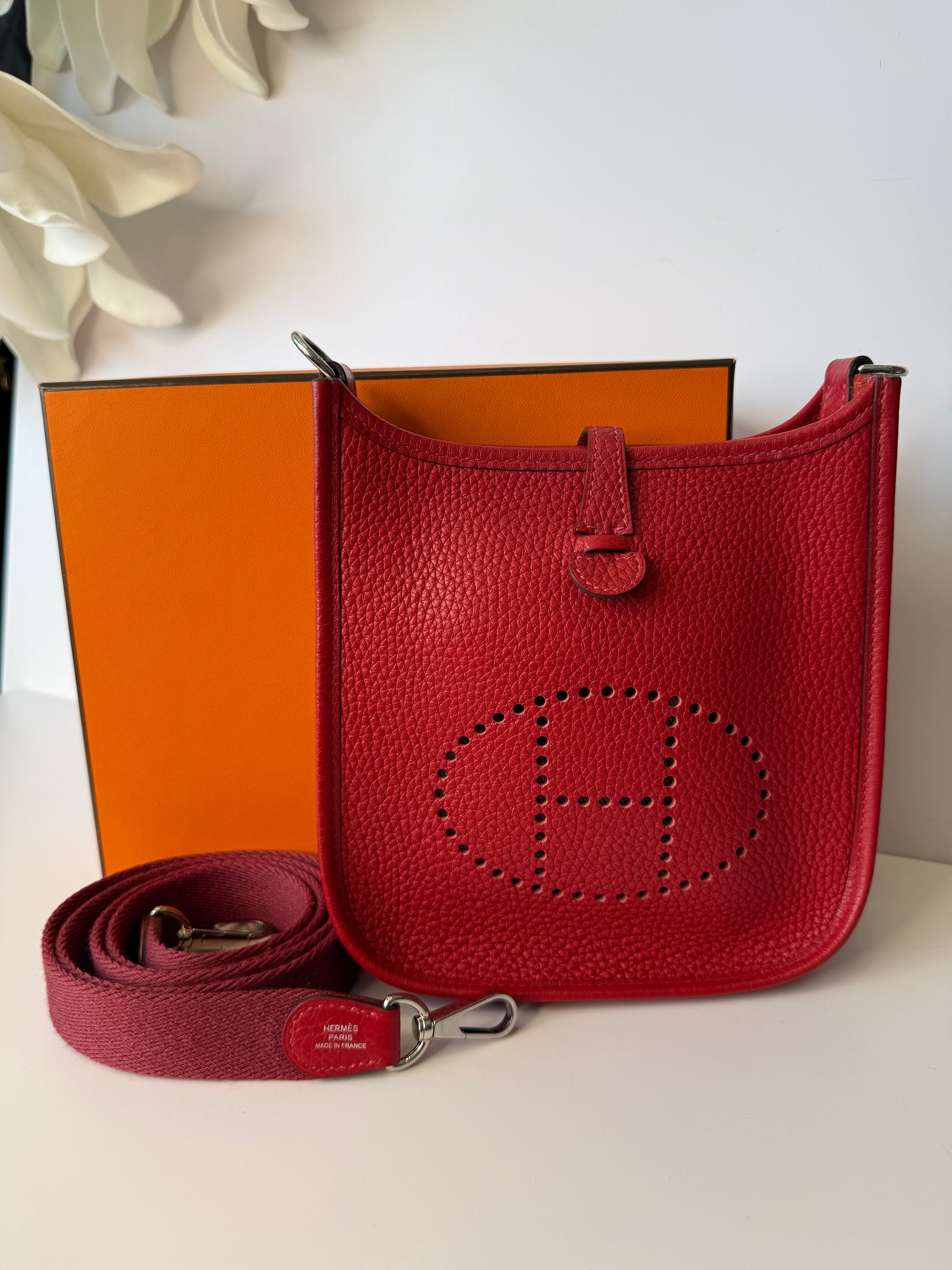 Hermès Evelyne 16 TPM (Très Petit Modèle) in red