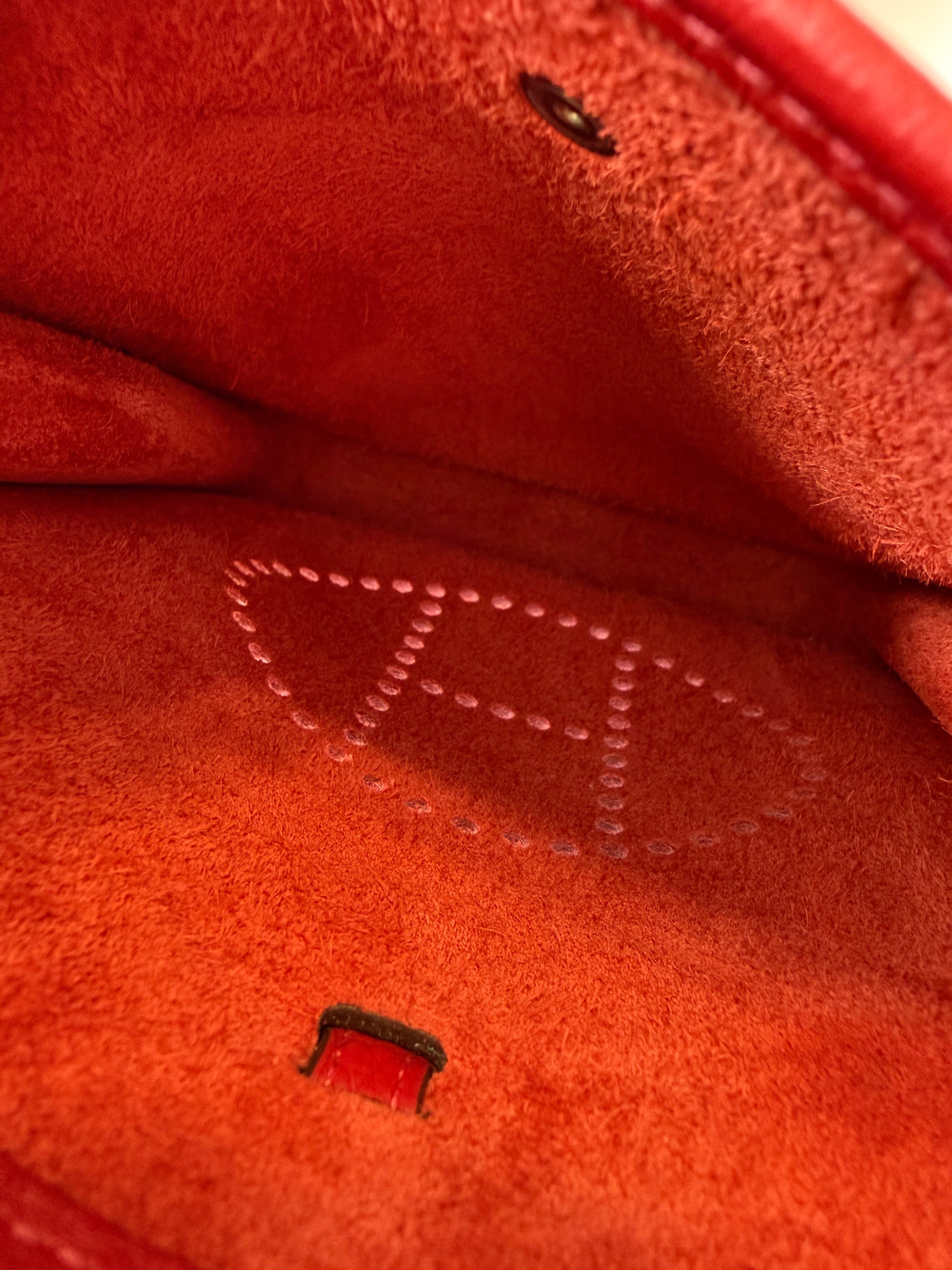 Hermès Evelyne 16 TPM (Très Petit Modèle) in red