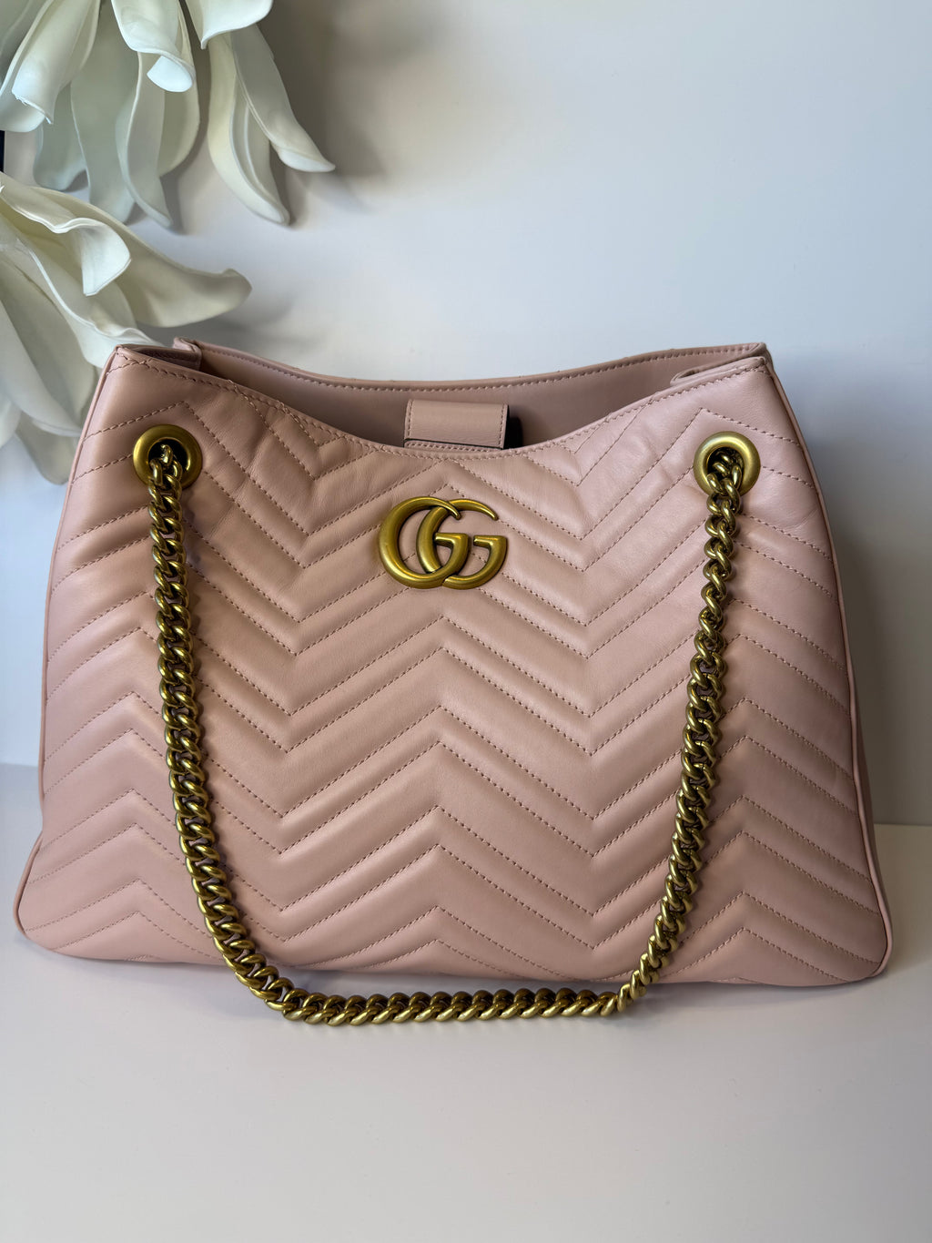 Calfskin Matelasse Medium GG Marmont Shoulder Tote Bag Perfect Pink