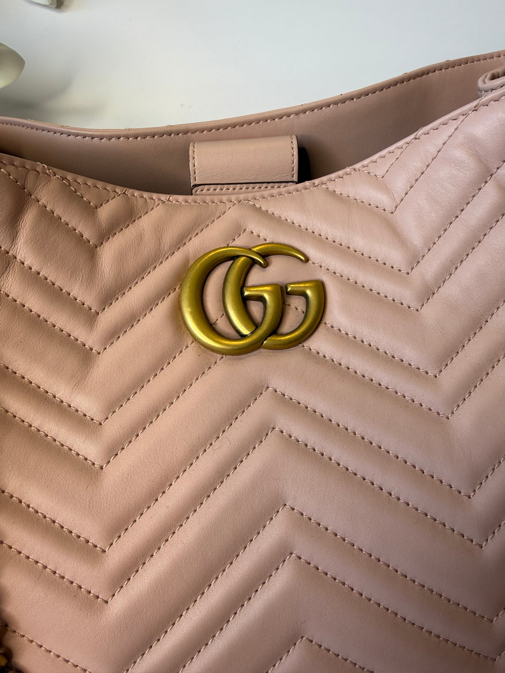 Calfskin Matelasse Medium GG Marmont Shoulder Tote Bag Perfect Pink