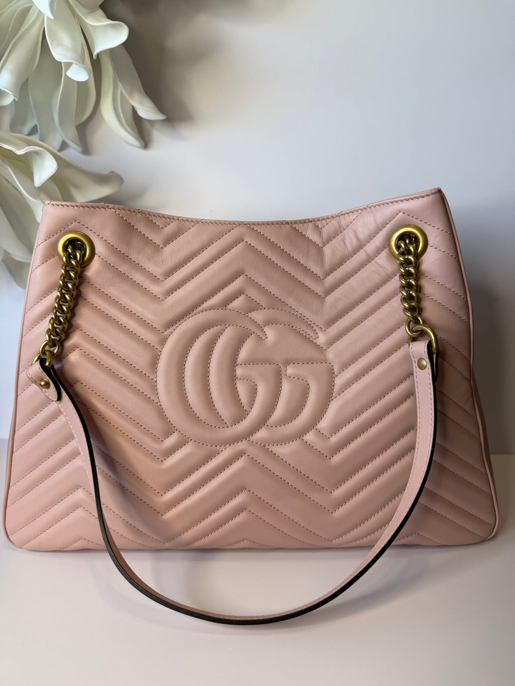 Calfskin Matelasse Medium GG Marmont Shoulder Tote Bag Perfect Pink