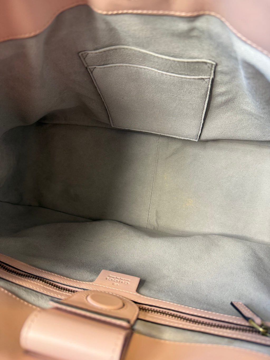 Calfskin Matelasse Medium GG Marmont Shoulder Tote Bag Perfect Pink