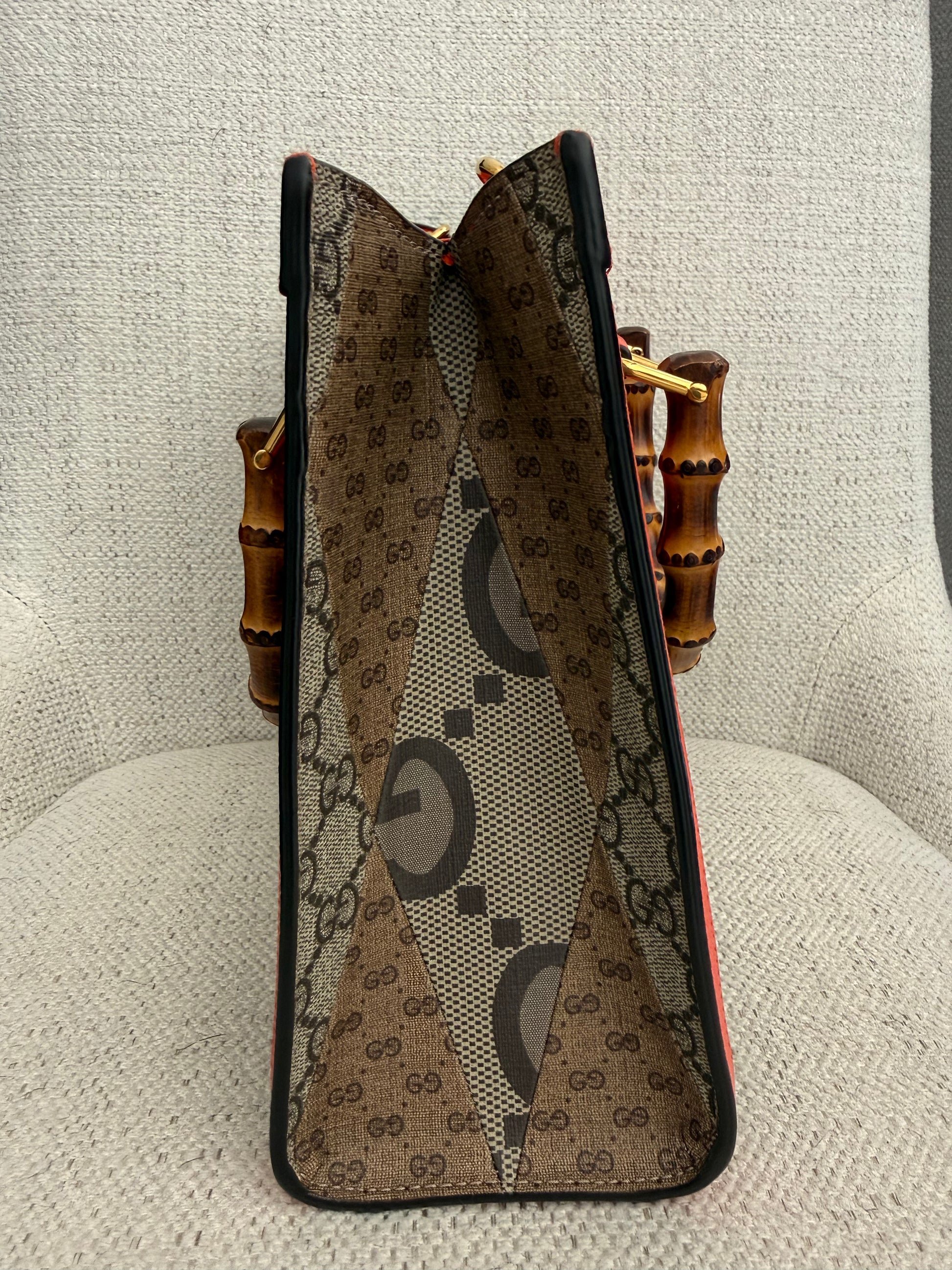 Gucci Diana Small GG Supreme Handbag limited edition