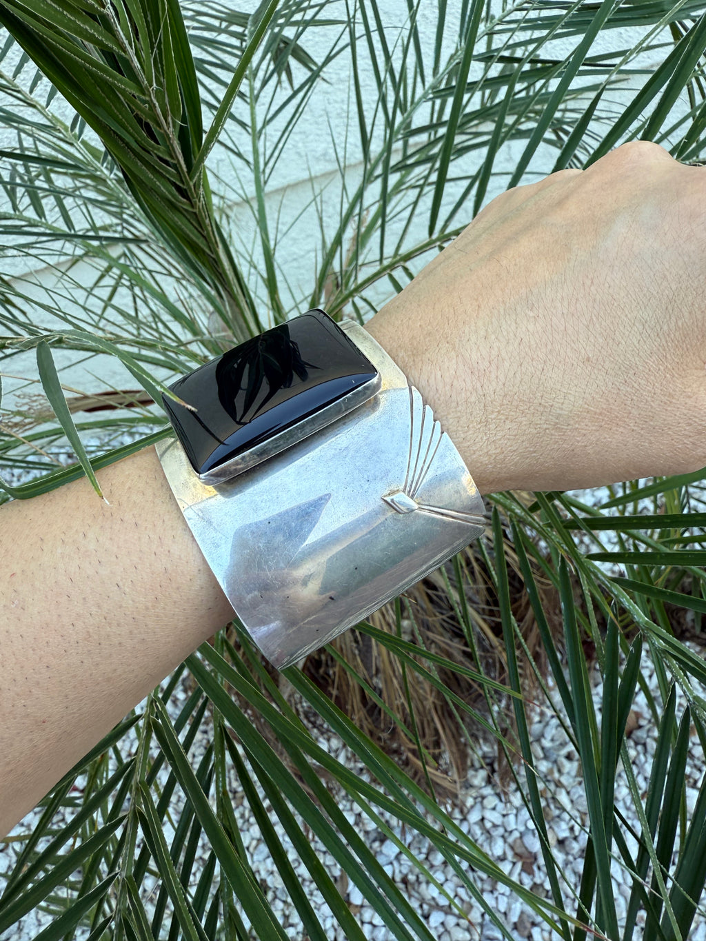 Black onyx and sterling silver cuff Navajo