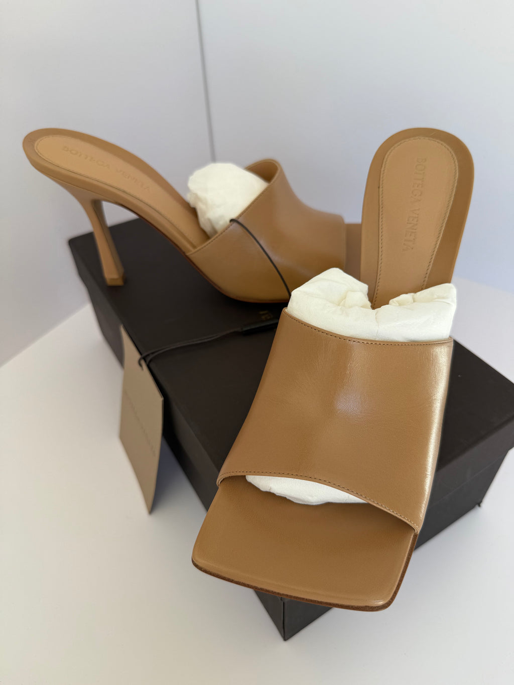 Bottega VENETA Gomma kid lipstick nude 39.5