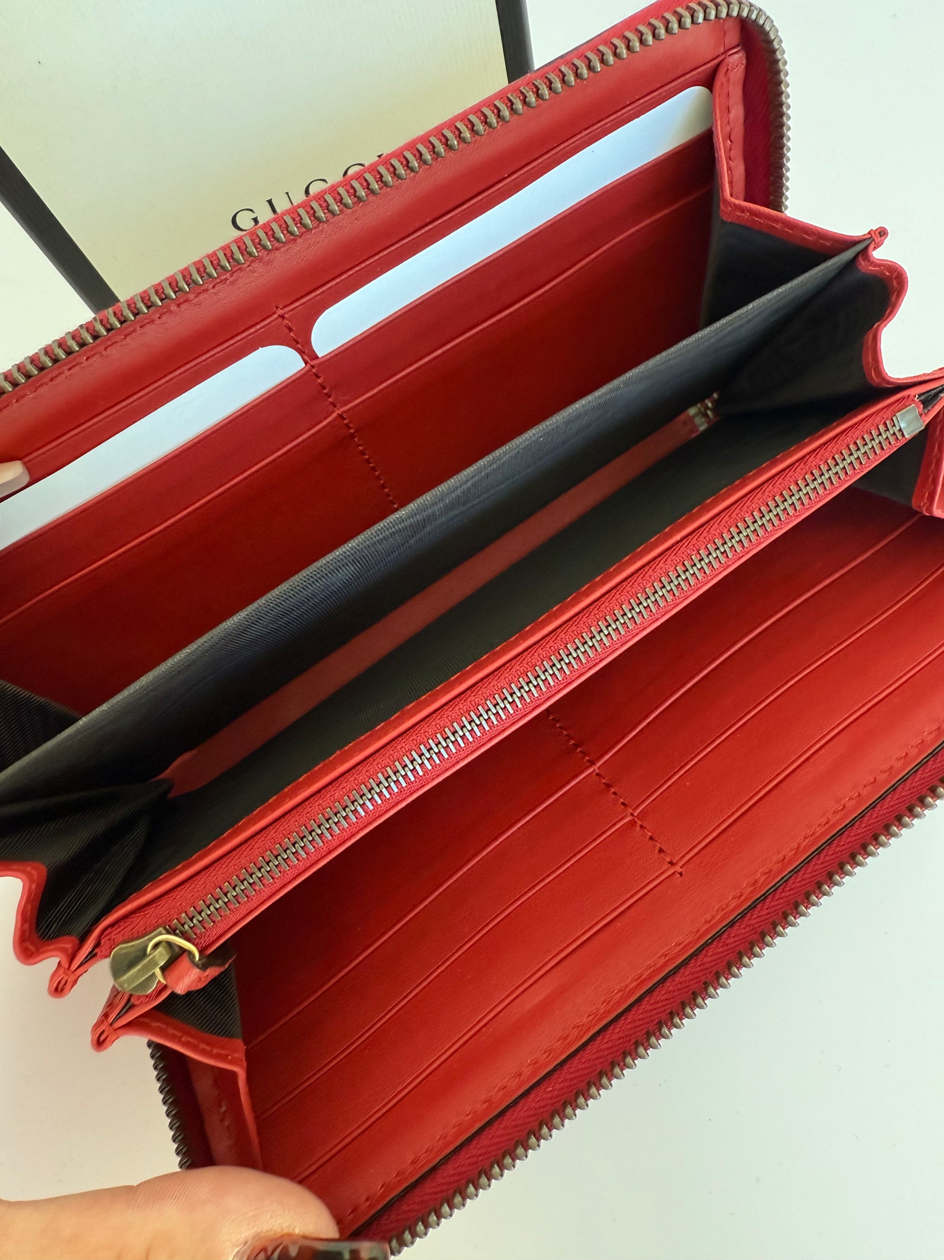 Gucci Queen Margaret zip-around wallet