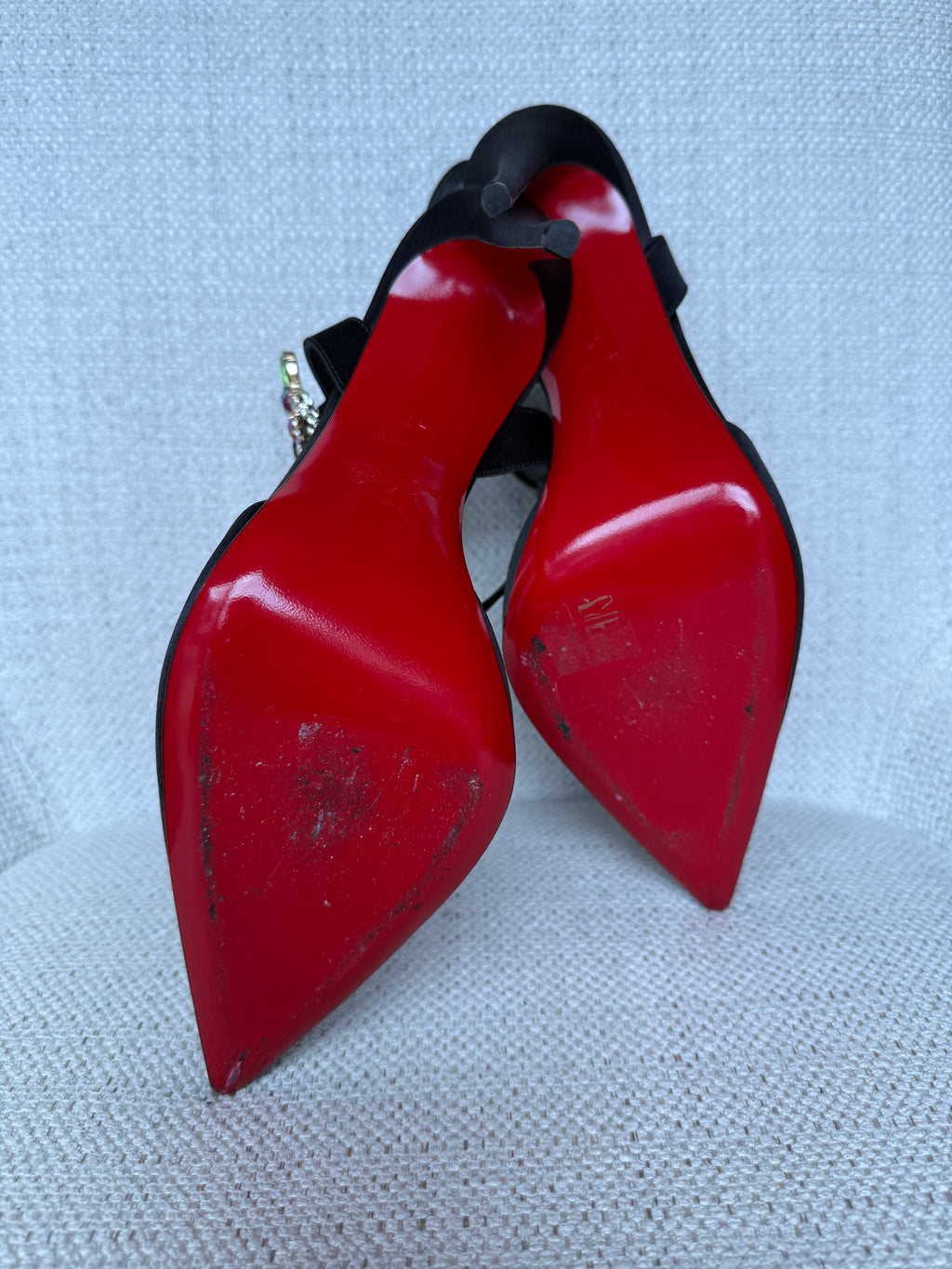 Christian Louboutin Goldina Rain 100 crystal-embellished satin pump in black